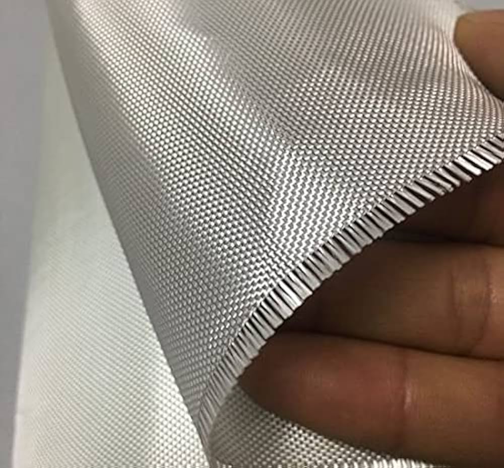 GLASS FIBER FABRIC IN 105 GSM X 1MTR X 1MTR